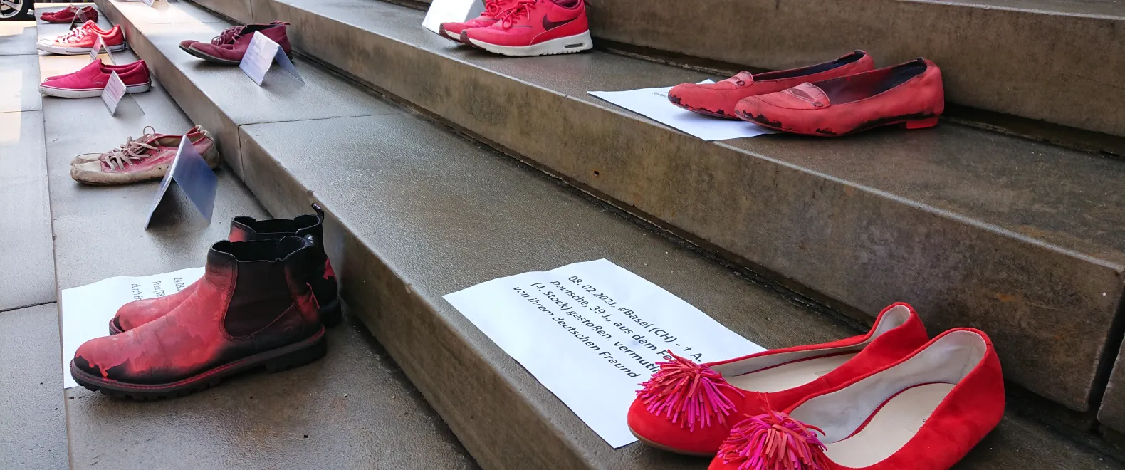 Aktion rote Schuhe